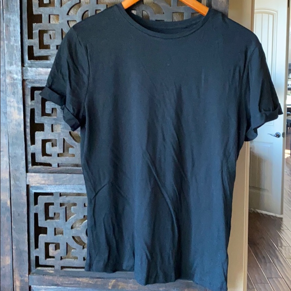 Tee
